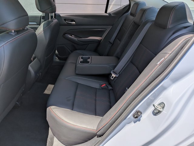 Used 2023 Nissan Altima 2.5 SR w/ SR Premium Package FWD image 31