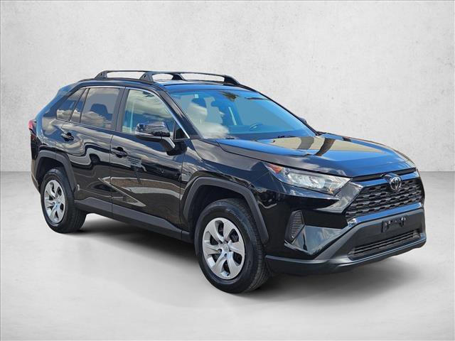 Used 2021 Toyota RAV4 LE AWD/4WD image 3