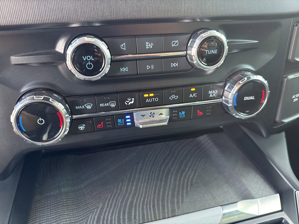 Certified 2024 Ford F350 Platinum AWD/4WD image 5