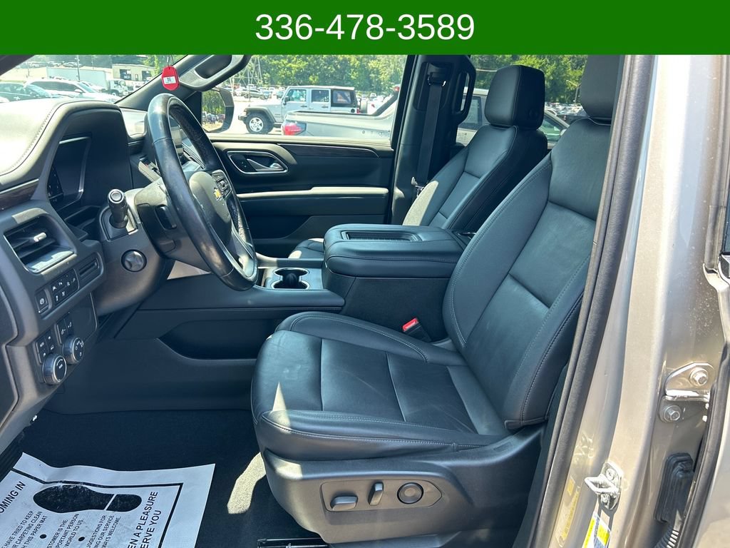 Used 2022 Chevrolet Tahoe LT w/ LT Signature Plus Package AWD/4WD image 9