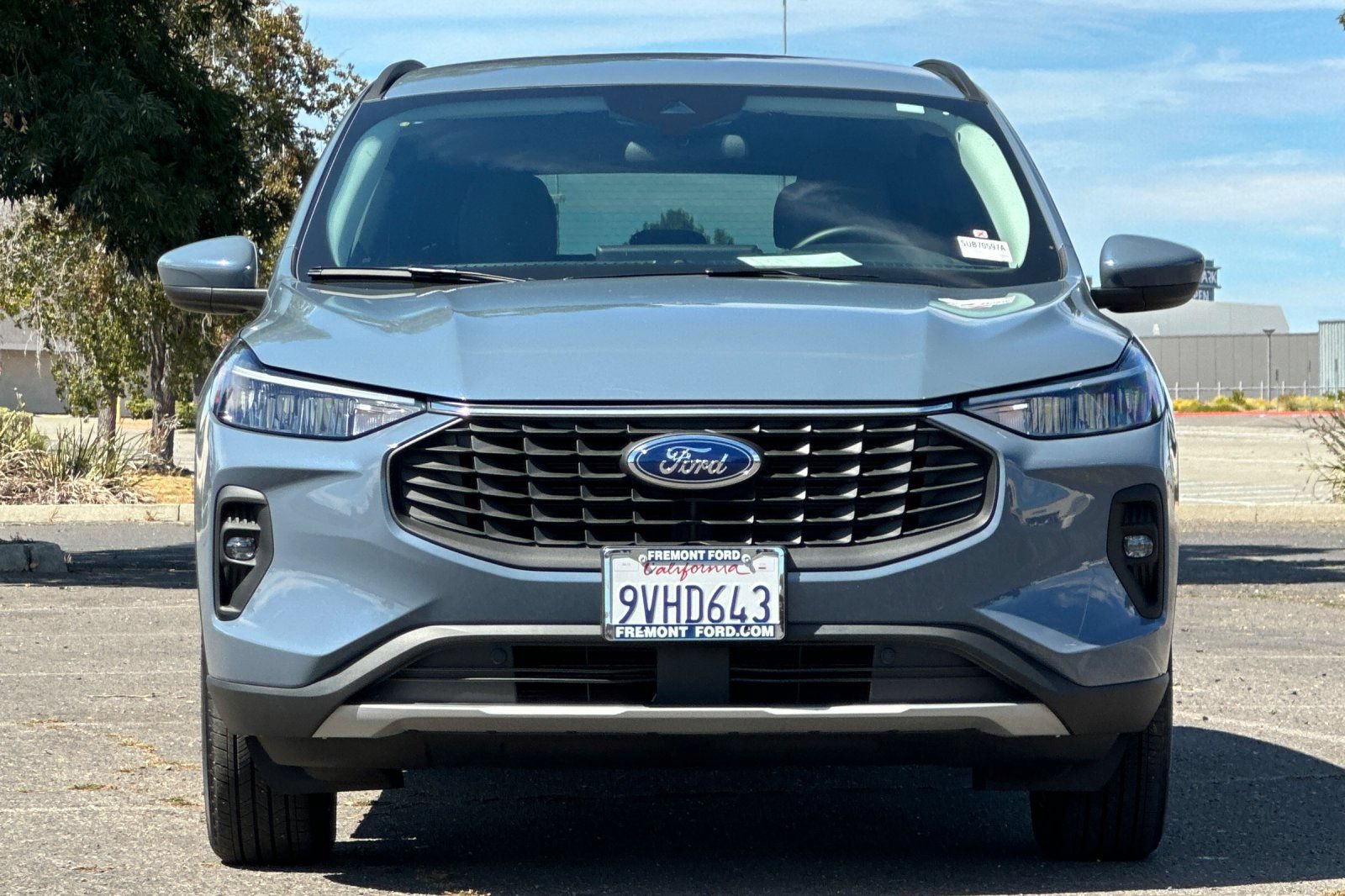 Certified 2025 Ford Escape SE FWD image 9
