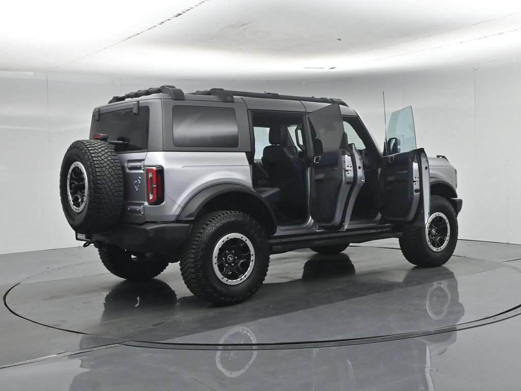 Certified 2023 Ford Bronco Outer Banks w/ Sasquatch Package AWD/4WD image 34