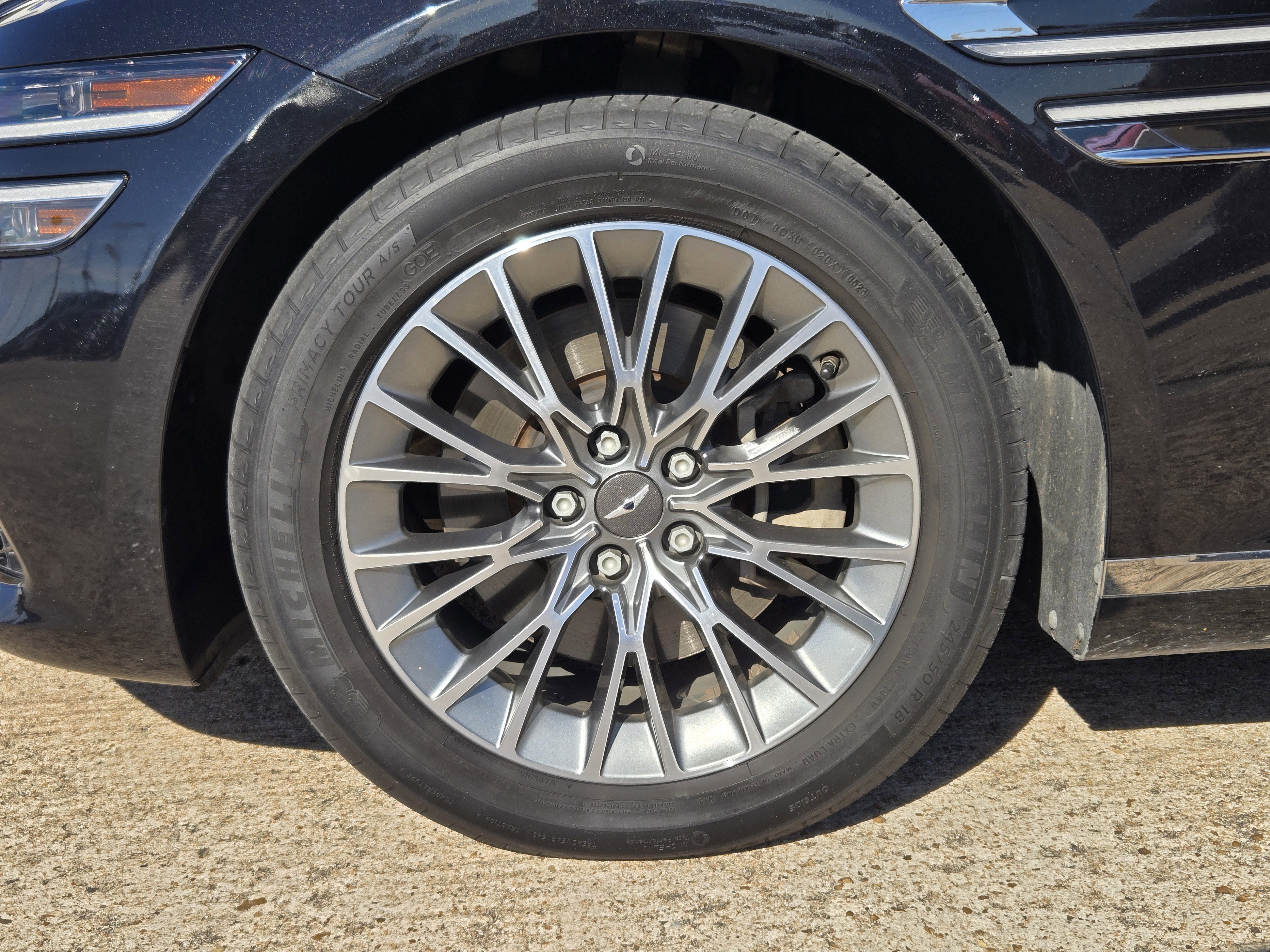 Used 2023 Genesis G80 2.5T image 7