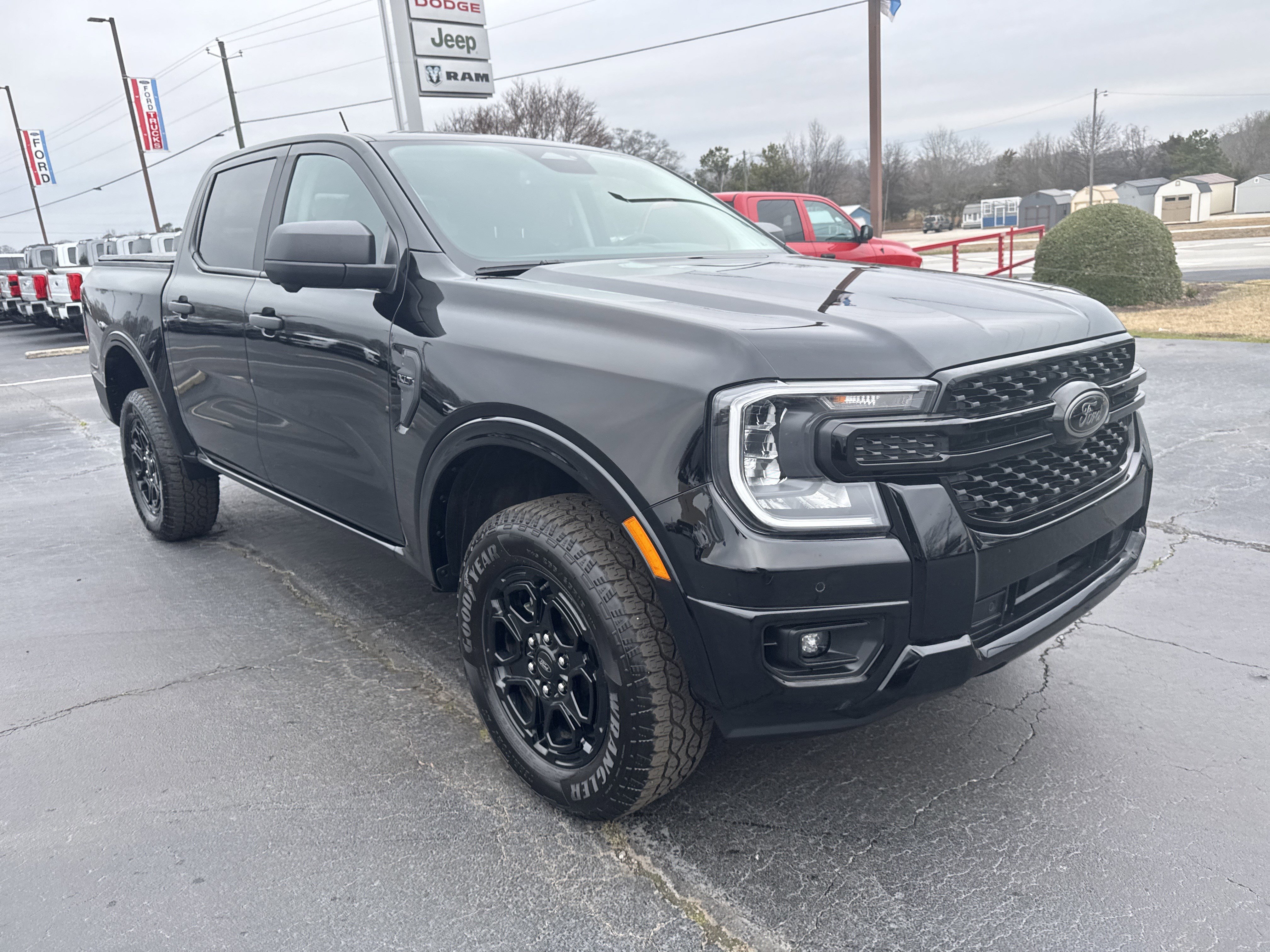 Certified 2025 Ford Ranger XLT w/ Equipment Group 301A High image 4