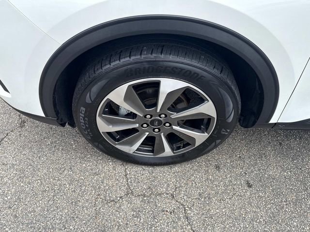 Certified 2024 Ford Escape Platinum image 17