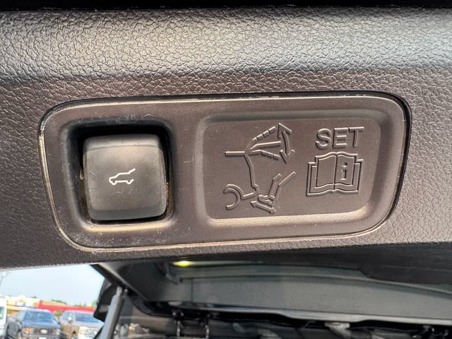 Certified 2019 Ford Expedition Max Limited w/ Equipment Group 302A AWD/4WD image 21