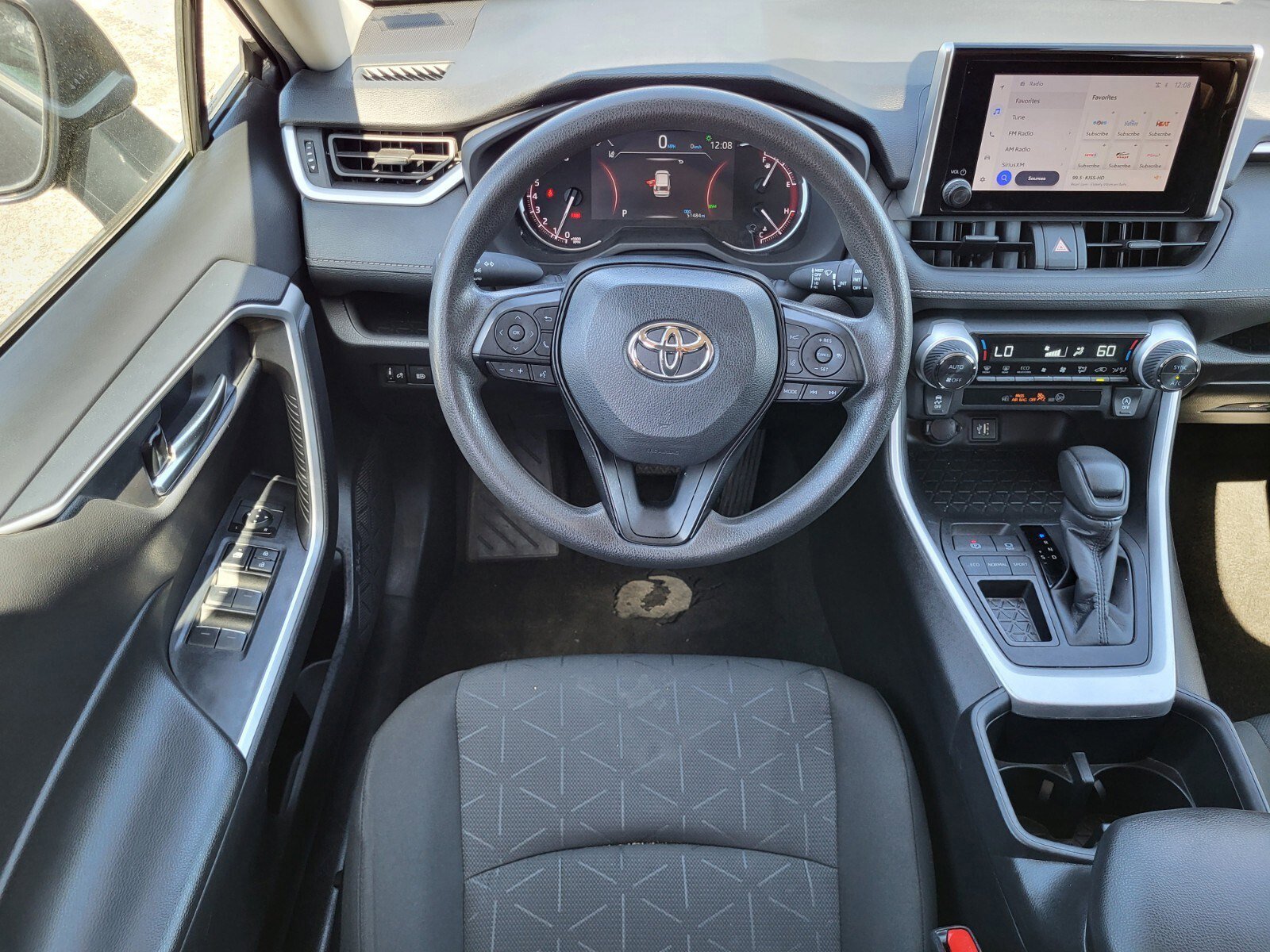 Used 2024 Toyota RAV4 XLE image 14