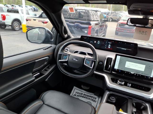 Certified 2025 Ford Expedition Tremor AWD/4WD image 14