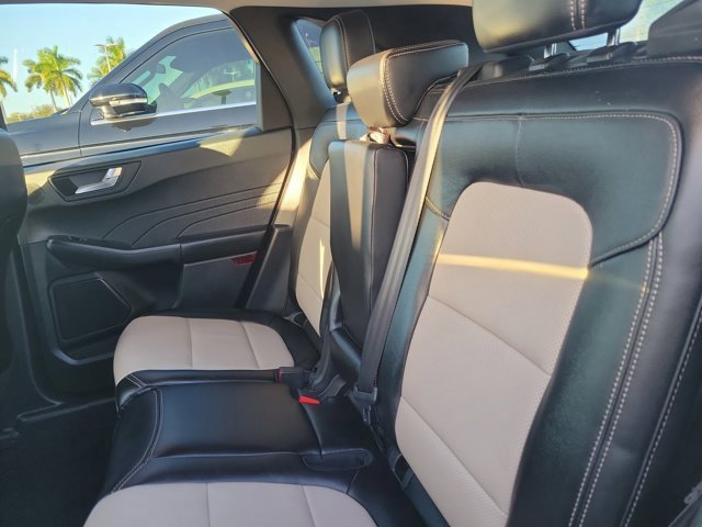 Certified 2022 Ford Escape Titanium w/ Titanium Premium Package image 15