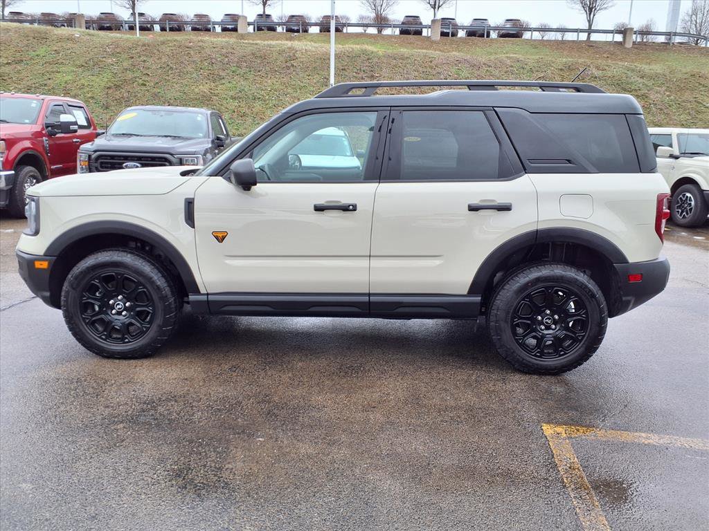 Certified 2025 Ford Bronco Sport Badlands image 2