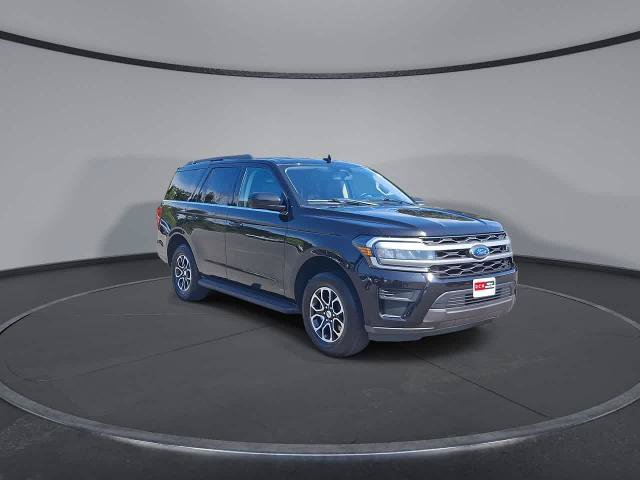Certified 2024 Ford Expedition XLT AWD/4WD image 2