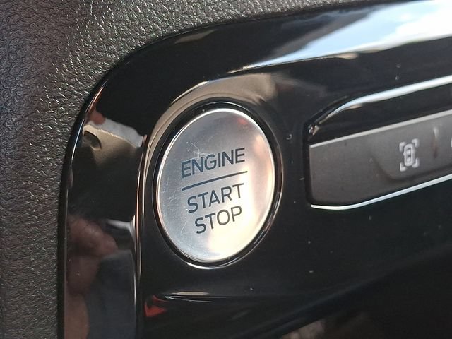 Certified 2024 Ford Escape ST-Line Select w/ Tech Pack #1 AWD/4WD image 22