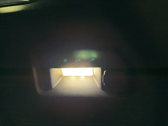 Certified 2022 Ford Explorer Limited w/ Limited Technology Package image 14