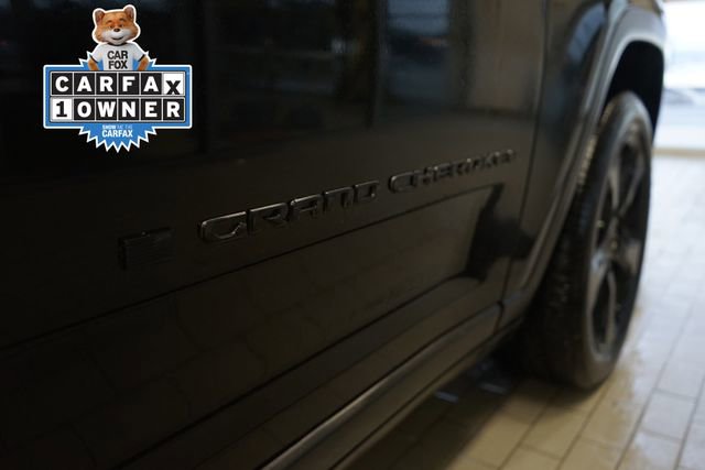 Used 2023 Jeep Grand Cherokee L Laredo image 14