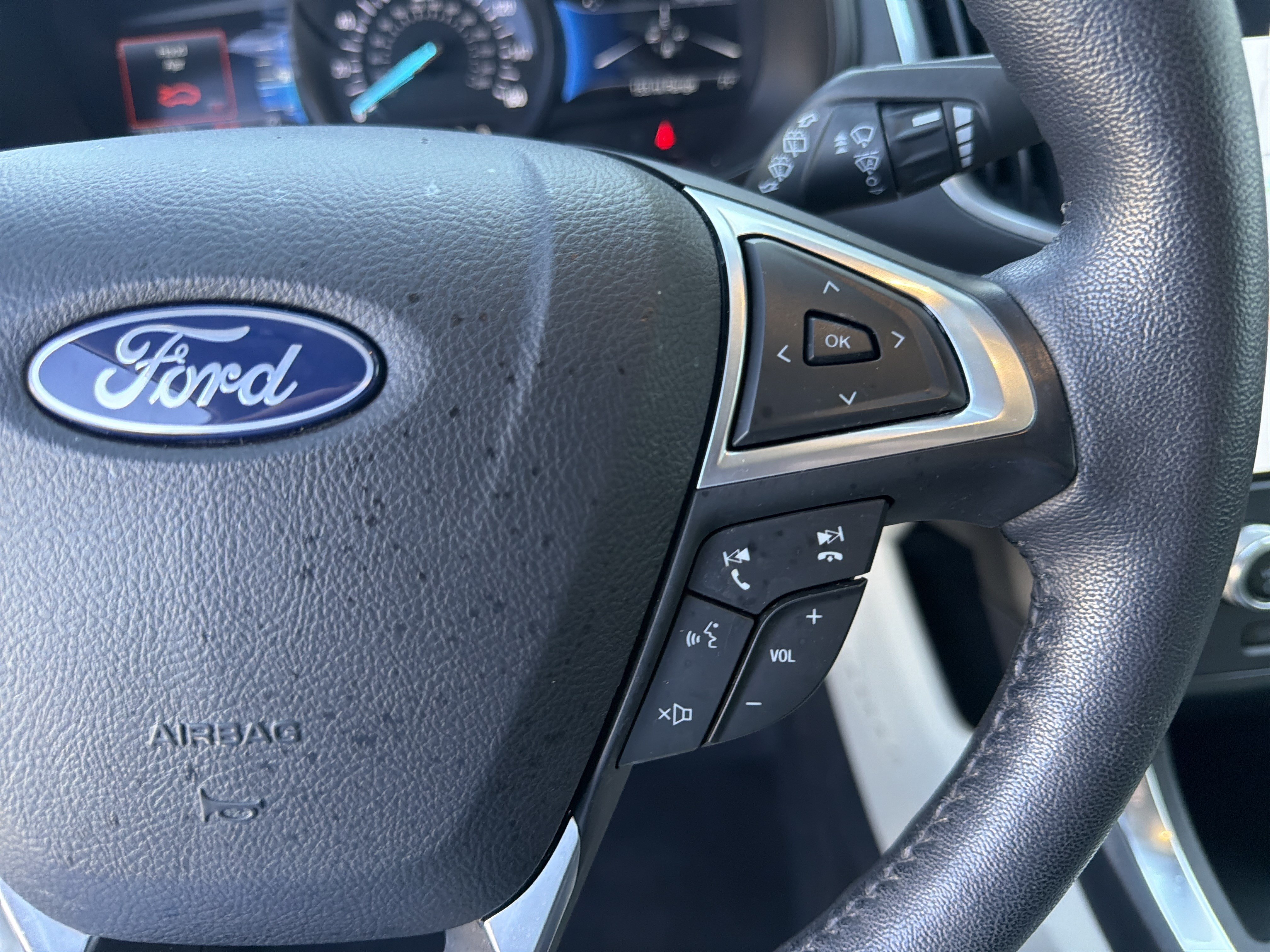 Certified 2023 Ford Edge Titanium w/ Equipment Group 301A AWD/4WD image 29