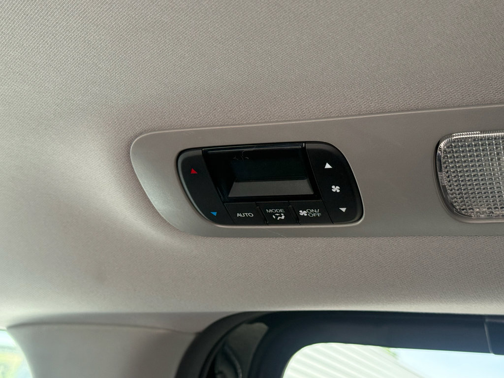 Used 2024 Honda Odyssey EX-L image 12