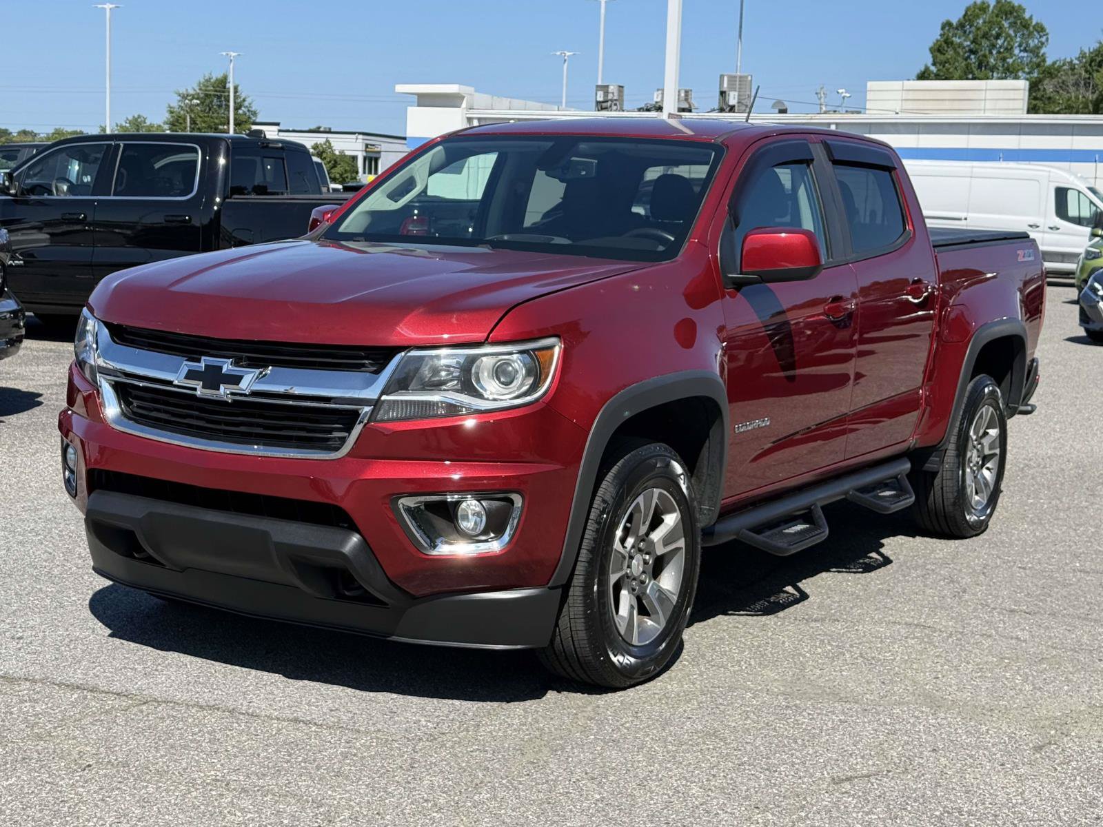 Used 2018 Chevrolet Colorado Z71 AWD/4WD image 5