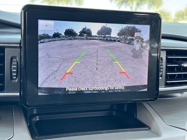 Certified 2023 Ford Explorer XLT w/ Equipment Group 202A RWD image 17