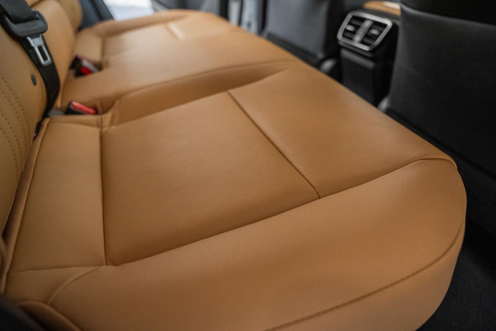 Used 2022 Lexus NX 350h AWD image 39