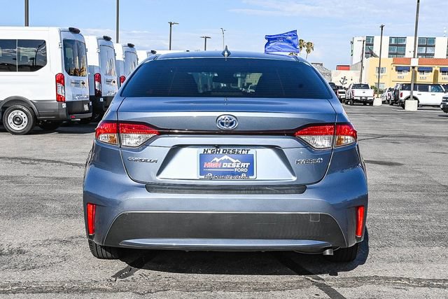 Used 2020 Toyota Corolla LE w/ Carpet Mat Package (TMS) FWD image 8