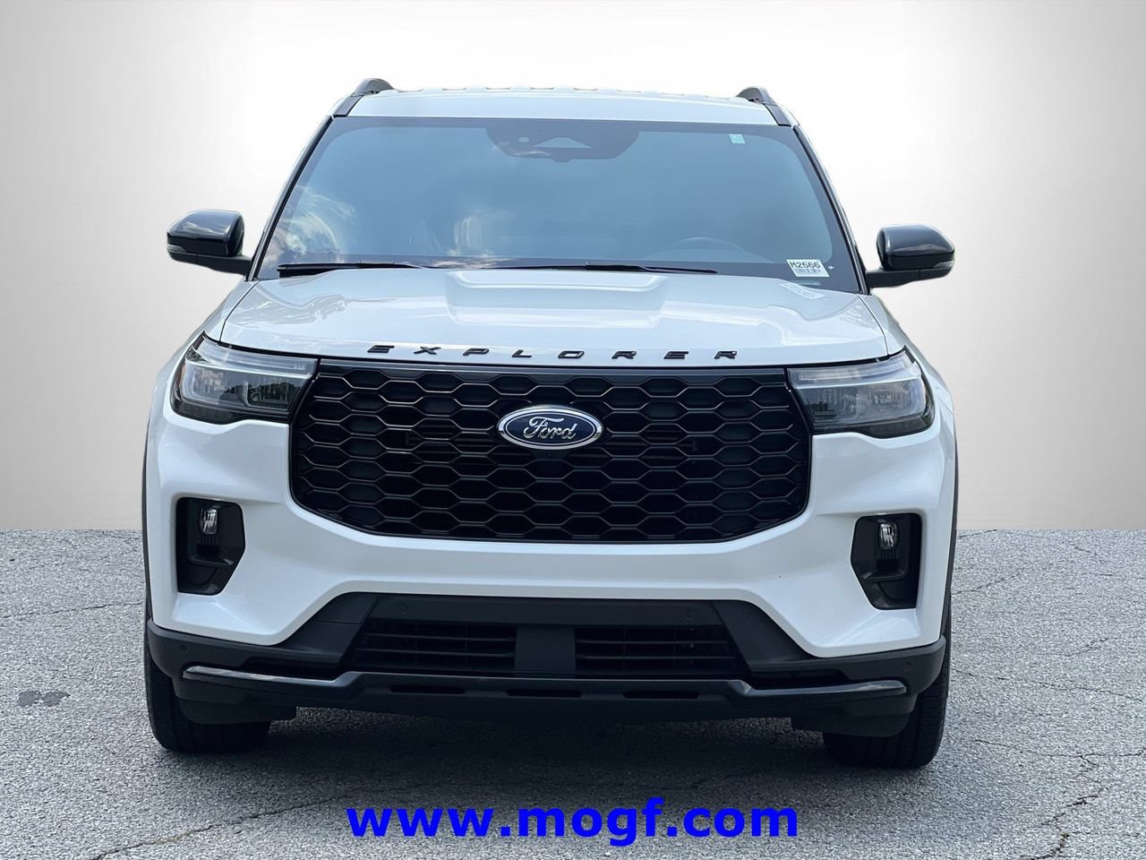 Certified 2025 Ford Explorer ST-Line AWD/4WD image 27