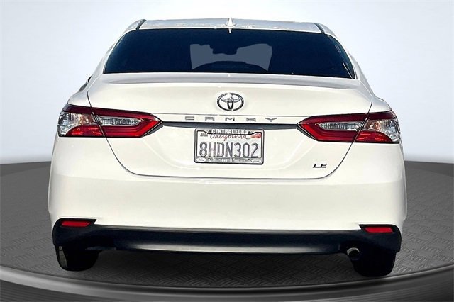 Used 2019 Toyota Camry LE image 3