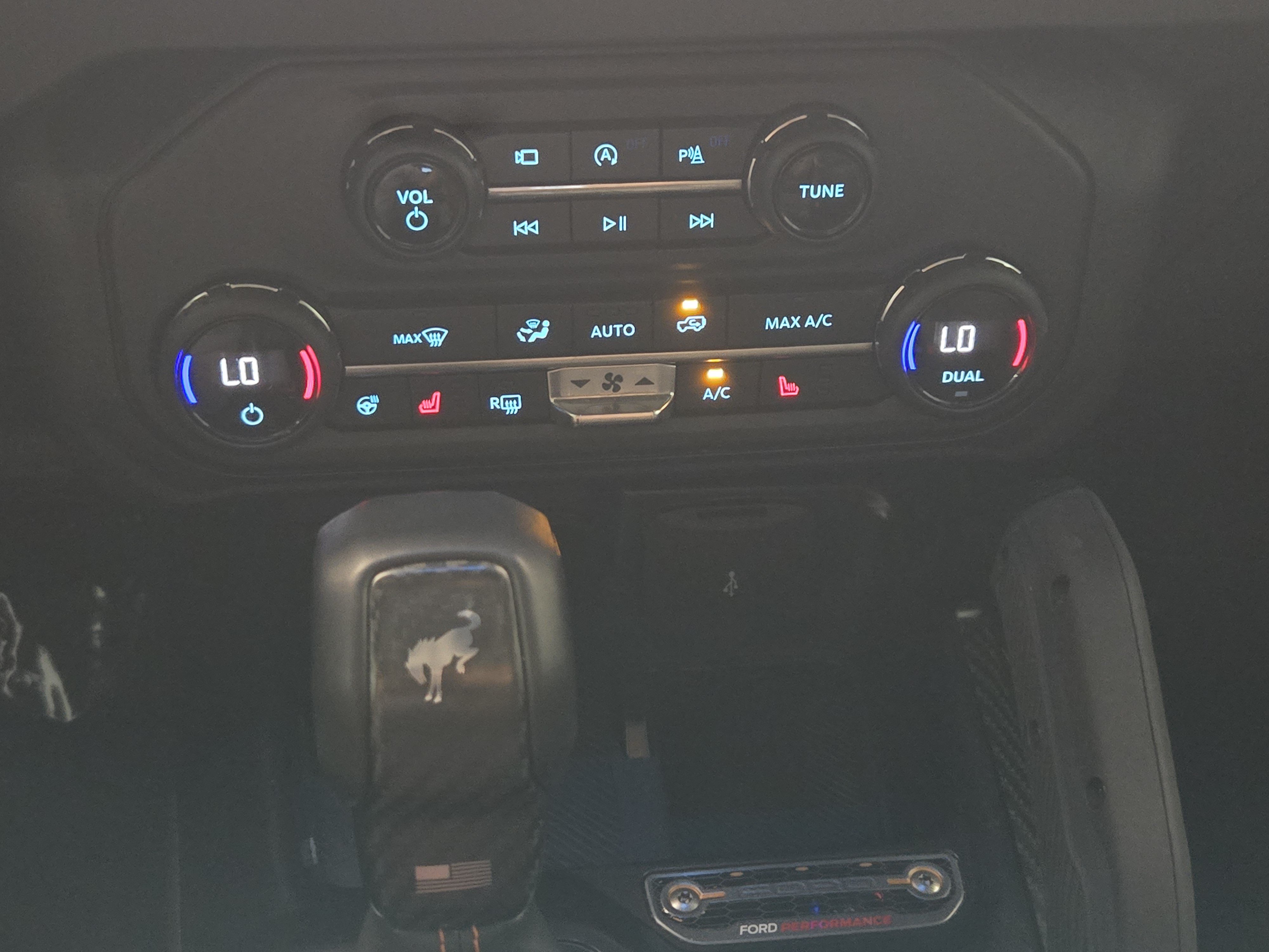 Certified 2025 Ford Bronco Raptor w/ Interior Carbon Fiber Pack AWD/4WD image 20