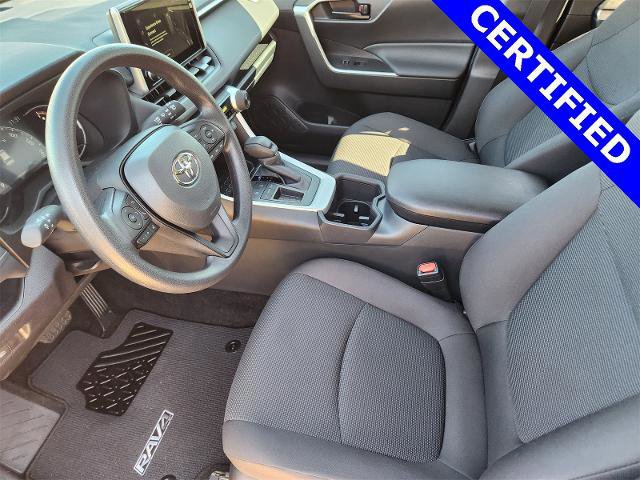 Used 2025 Toyota RAV4 LE image 12