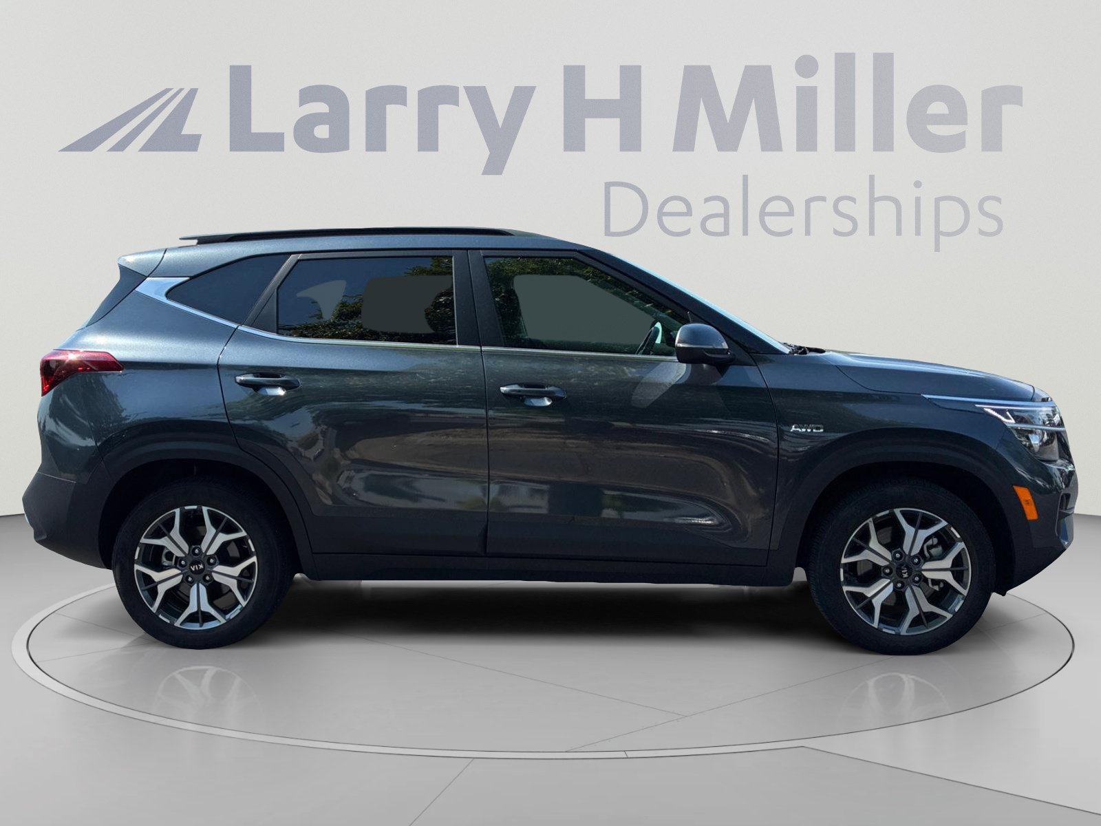 Used 2021 Kia Seltos EX AWD/4WD image 6