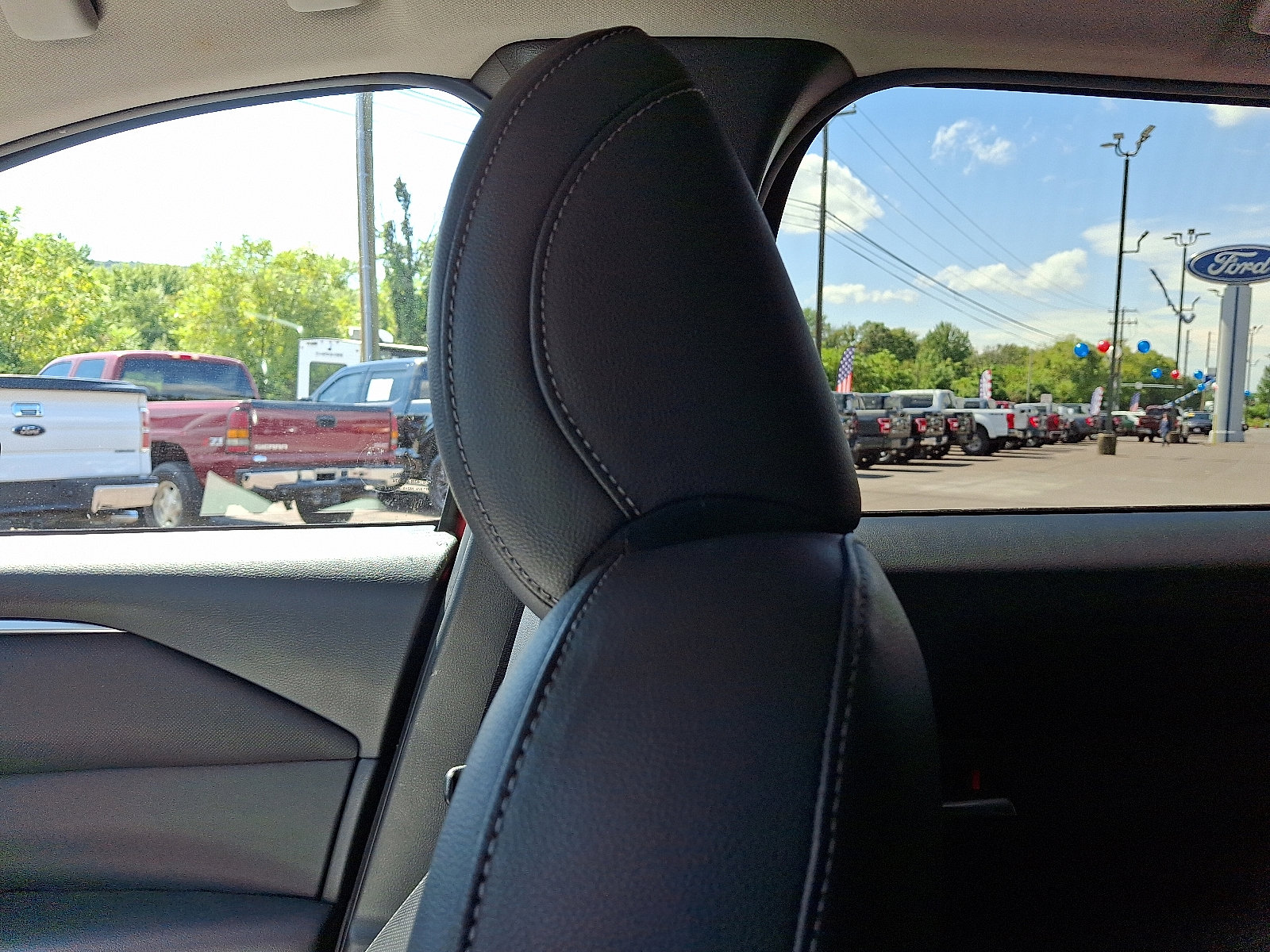 Used 2024 MAZDA CX-50 AWD 2.5 S w/ Preferred Package image 17