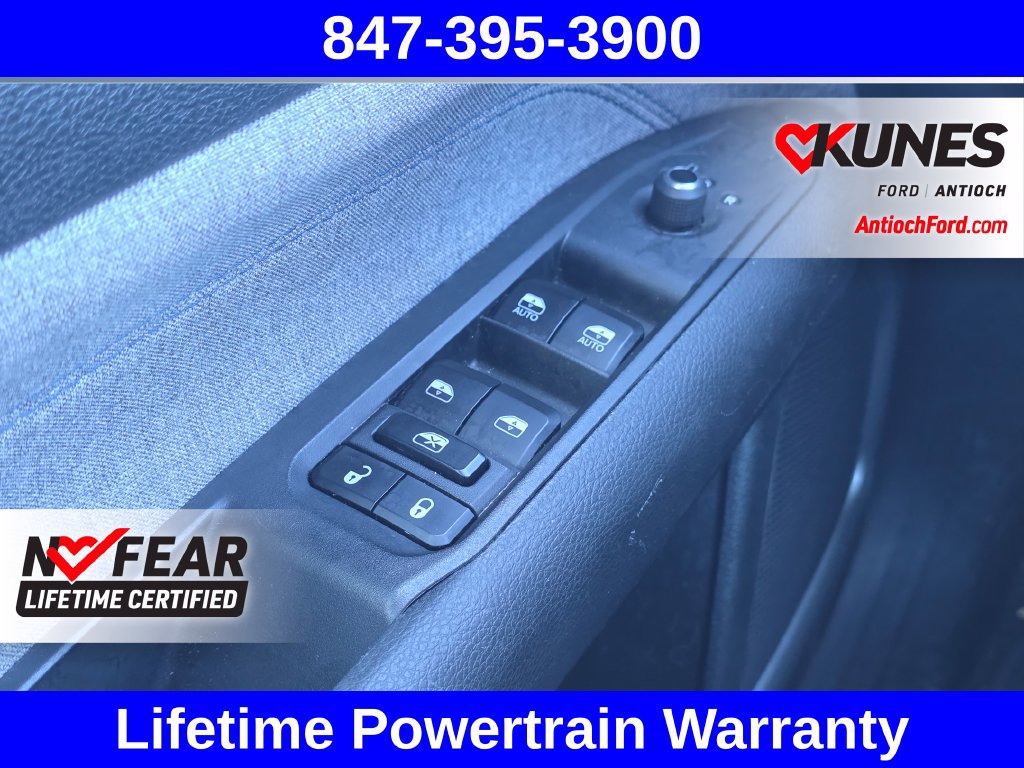 Used 2024 Jeep Compass Latitude AWD/4WD image 36