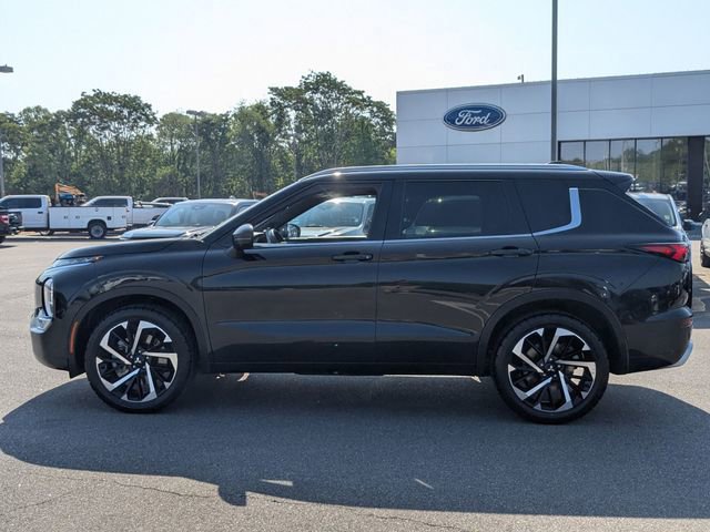 Used 2022 Mitsubishi Outlander SEL FWD image 2