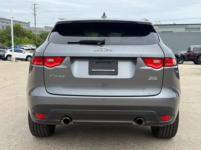 Used 2017 Jaguar F-PACE R-Sport AWD/4WD image 5