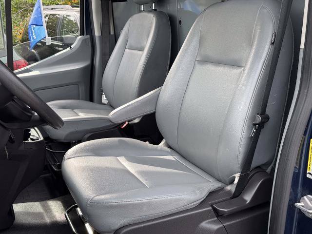 Certified 2019 Ford Transit 250 130 Medium Roof RWD image 7