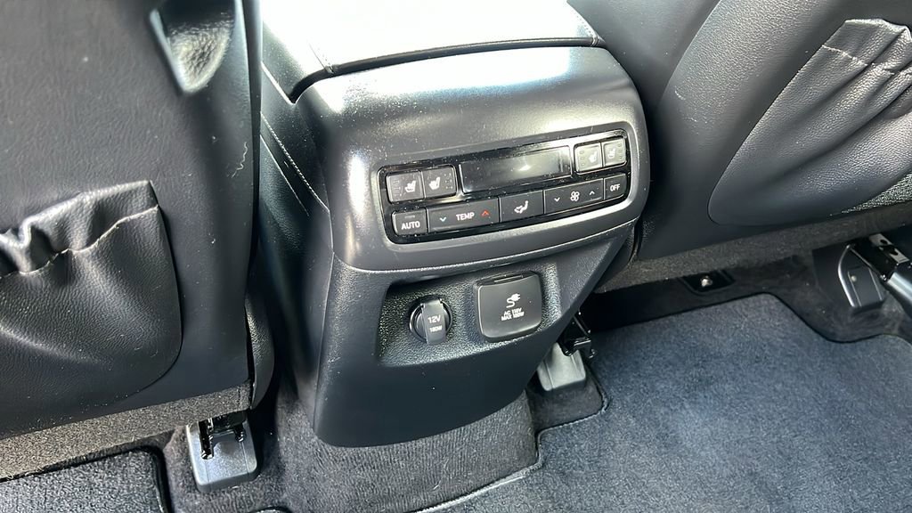 Used 2022 Hyundai Palisade Calligraphy w/ Cargo Package image 10