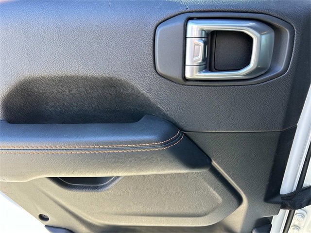 Used 2022 Jeep Gladiator Mojave image 18