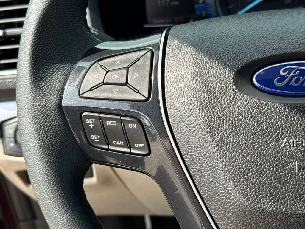 Certified 2018 Ford Explorer Limited FWD image 13