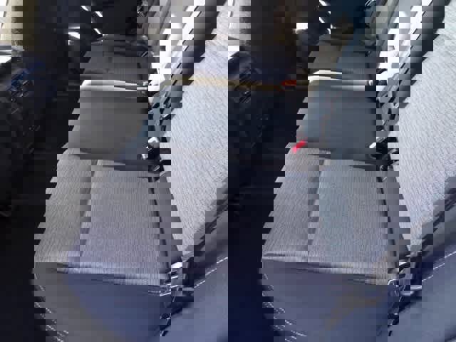 Used 2021 Nissan Rogue SV image 17