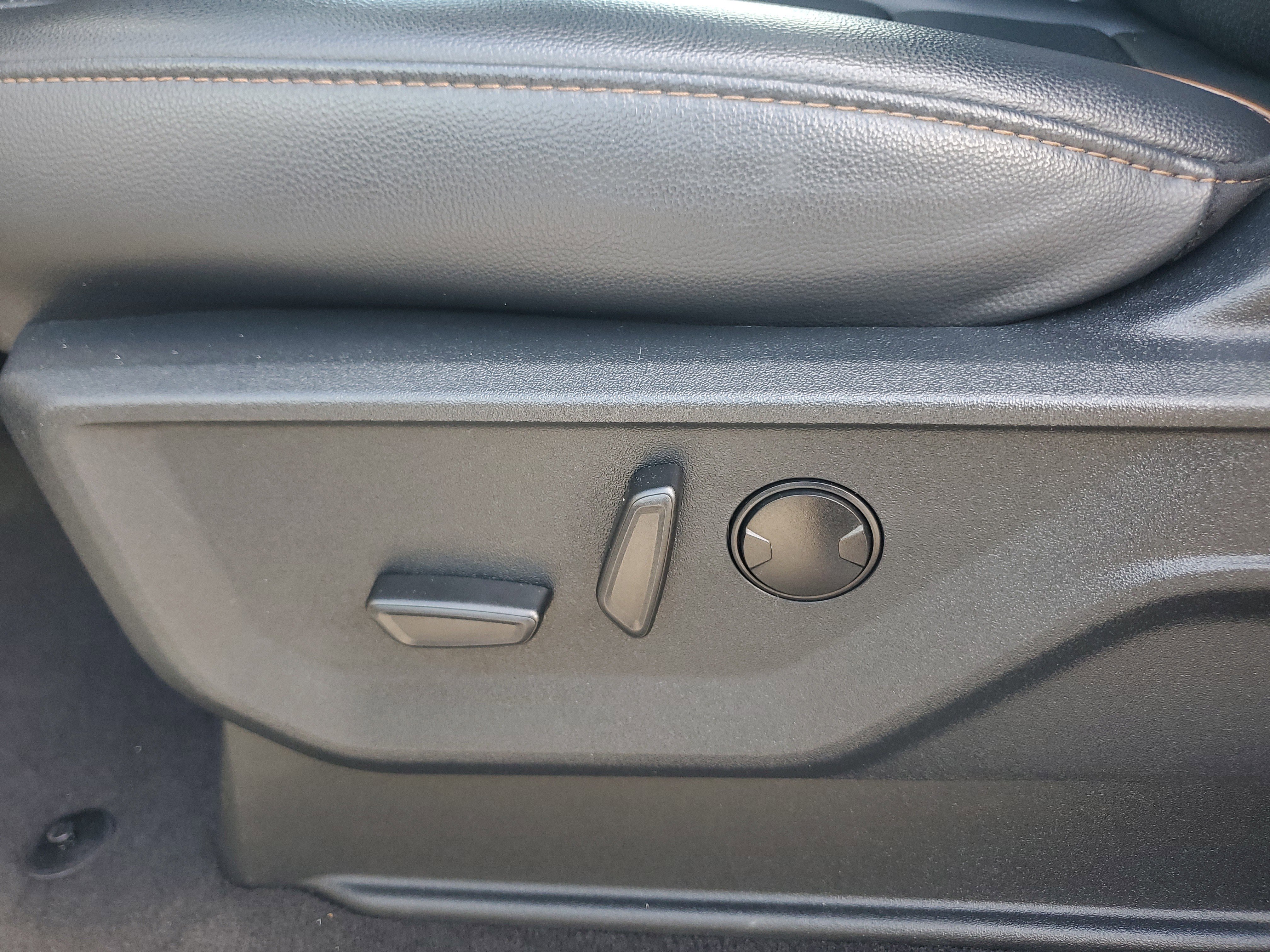 Certified 2025 Ford F250 Lariat w/ Lariat Ultimate Package image 13