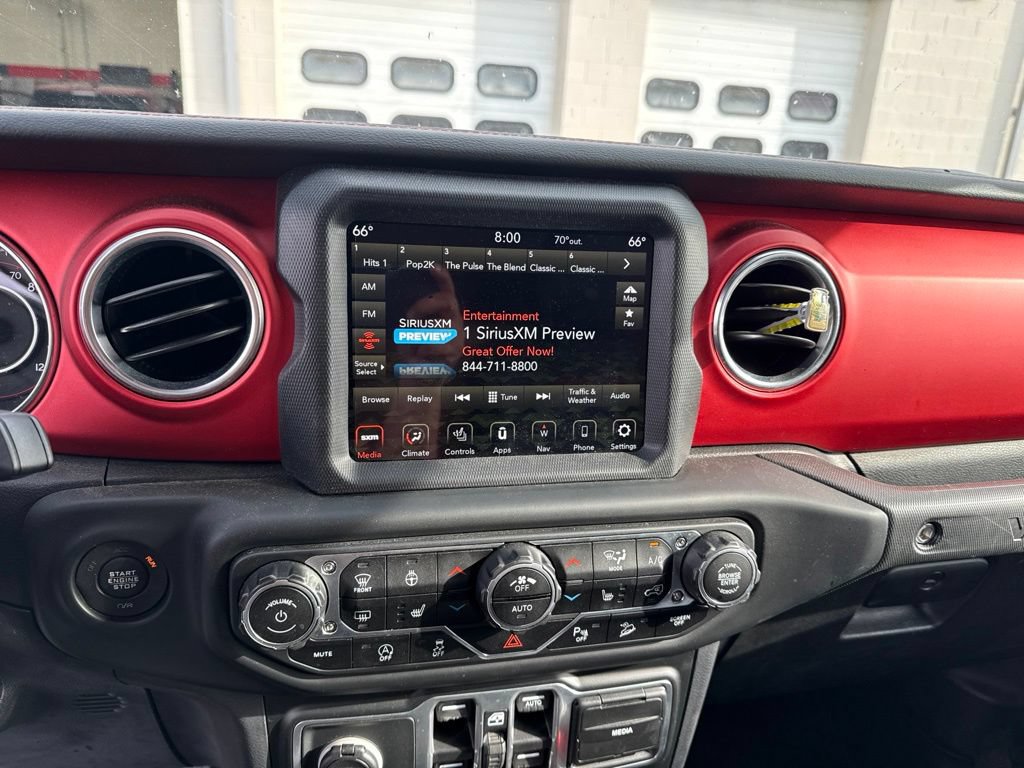 Used 2018 Jeep Wrangler Unlimited Rubicon w/ Dual Top Group AWD/4WD image 11