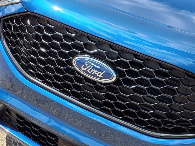 Certified 2024 Ford Edge ST-Line w/ Class II Trailer Tow Package AWD/4WD image 27
