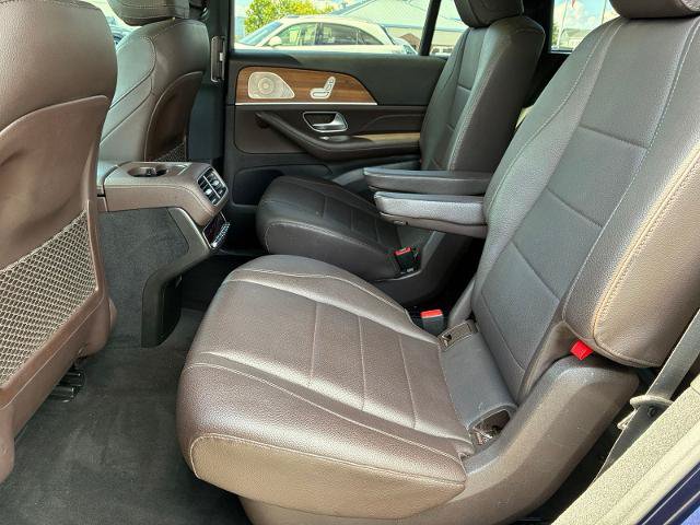 Used 2022 Mercedes-Benz GLS 450 4MATIC image 16