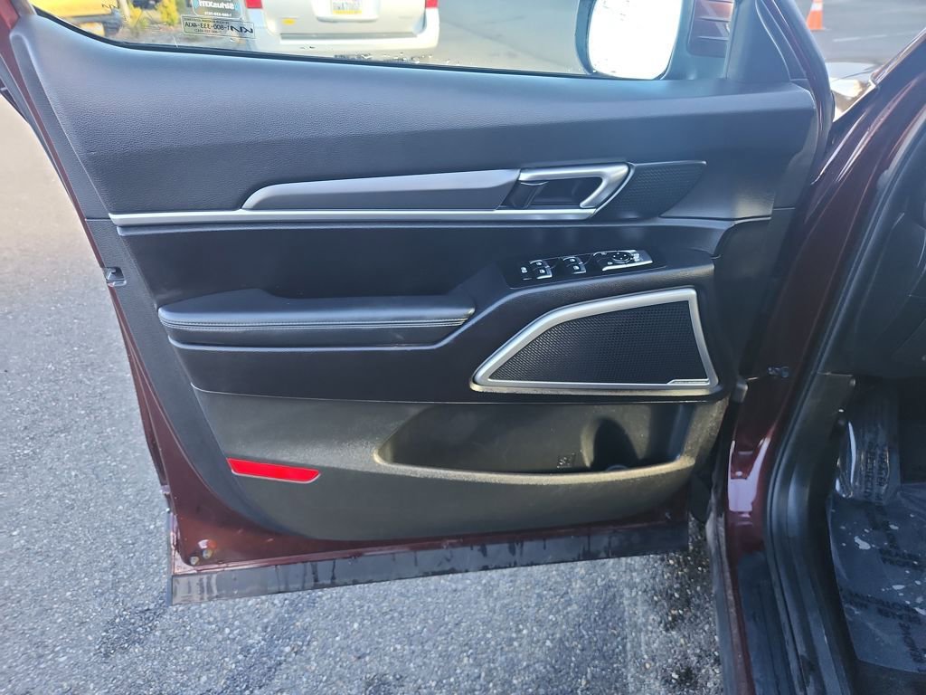 Used 2022 Kia Telluride S image 17