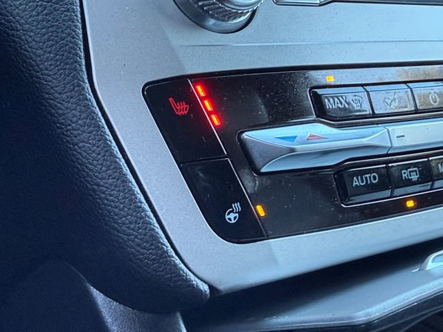 Certified 2022 Ford Explorer XLT w/ Equipment Group 202A image 19