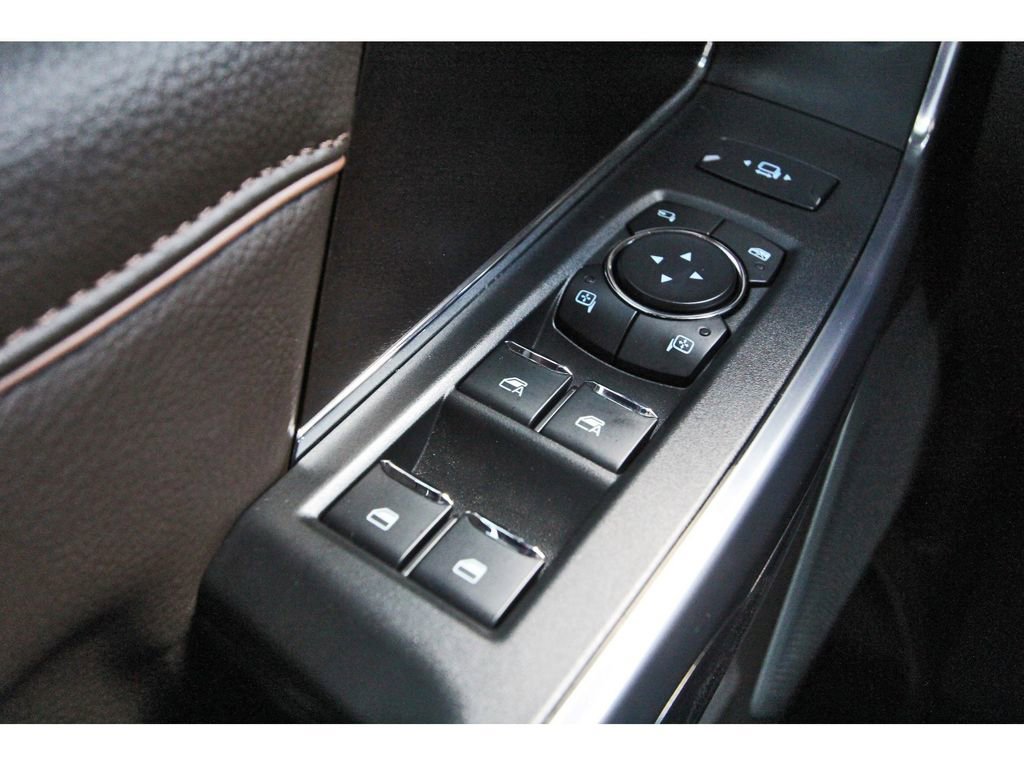 Certified 2024 Ford F350 King Ranch w/ FX4 Off-Road Package AWD/4WD image 21