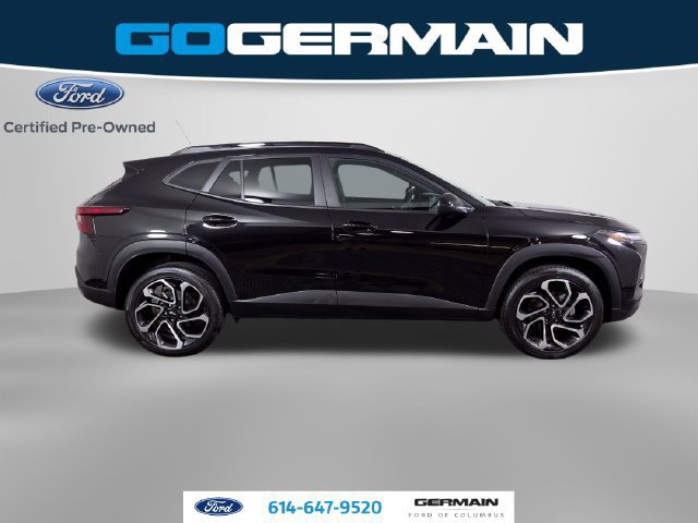 Used 2024 Chevrolet Trax RS w/ Sunroof Package FWD image 5