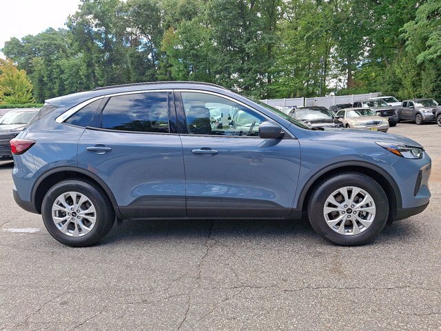 Certified 2023 Ford Escape Active w/ Tech Pack #2 AWD/4WD image 17