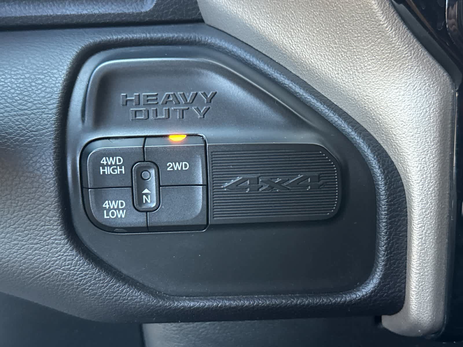 Used 2023 RAM 2500 Laramie AWD/4WD image 29