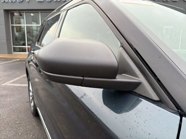 Certified 2023 Ford Explorer XLT w/ Equipment Group 202A image 8