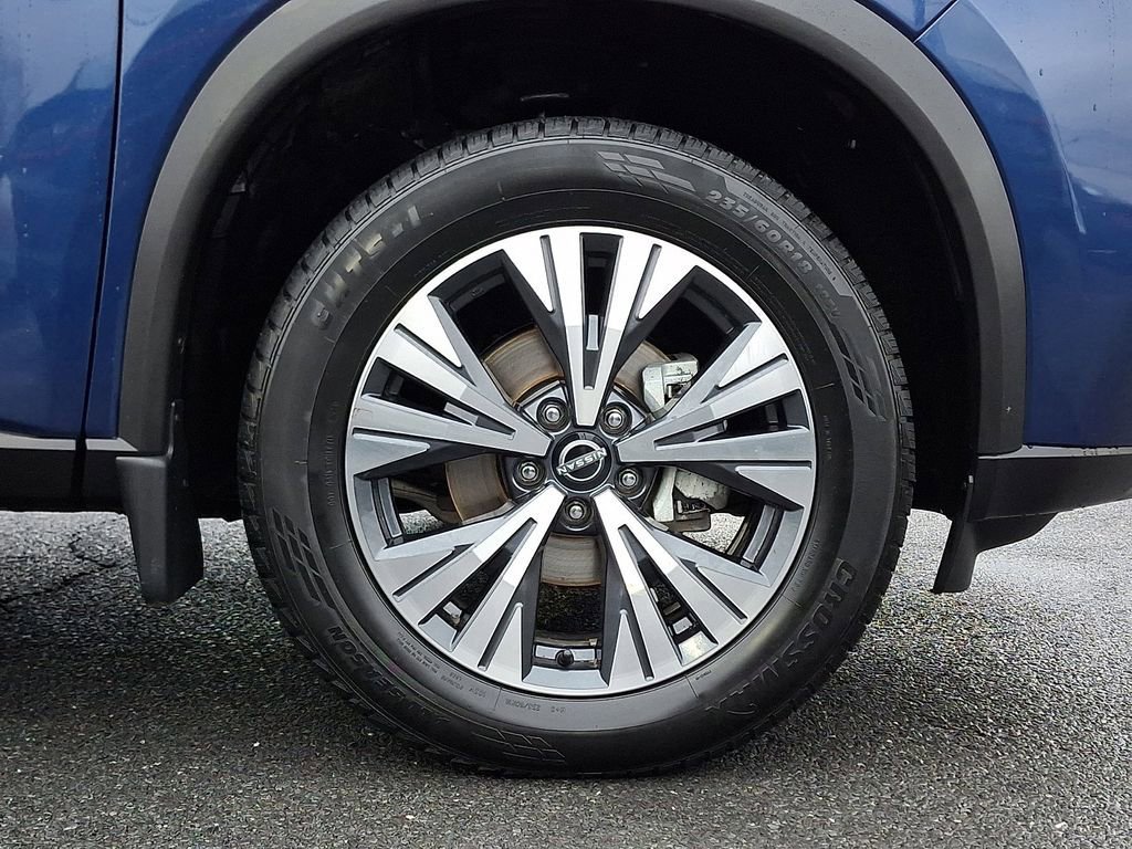 Used 2022 Nissan Rogue SV image 8